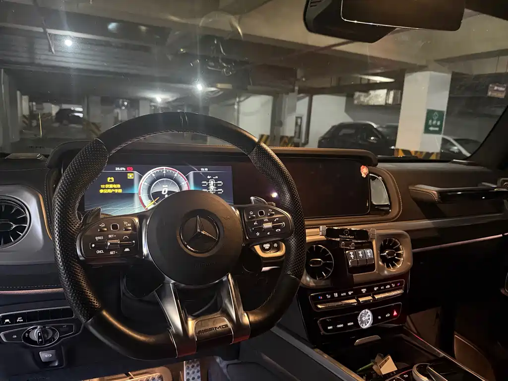 Mercedes-Benz G-Class AMG 2023 — фото 9
