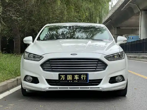 Ford Mondeo 2014