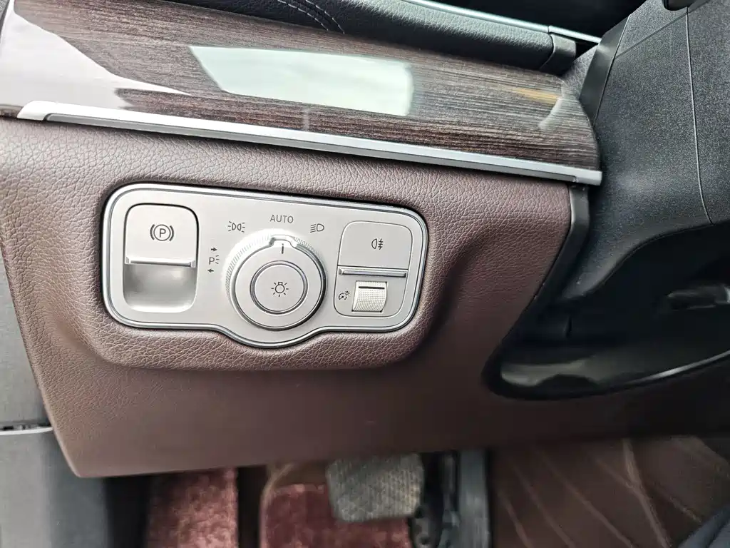 Mercedes-Benz GLE 2021 — фото 15