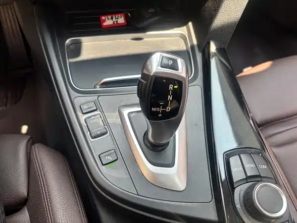 BMW 3 Series 2017