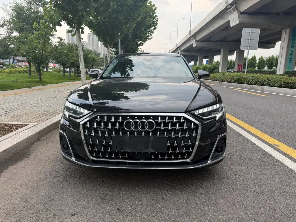 Audi A8 2023