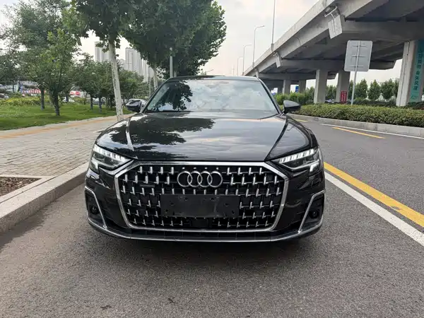 Audi A8 2023