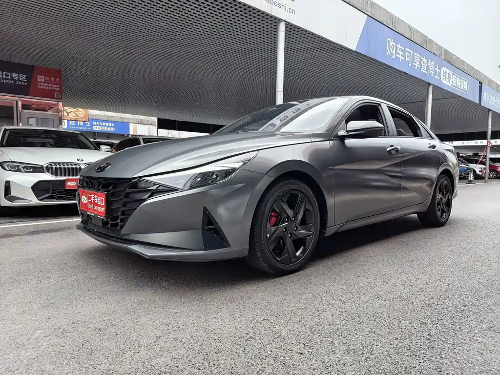 Hyundai Elantra 2023