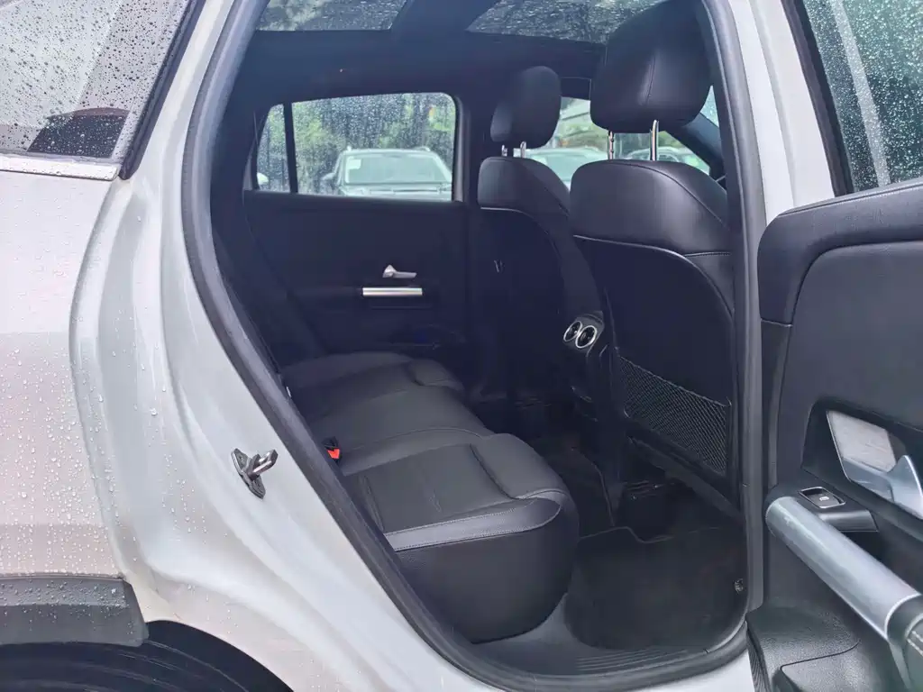 Mercedes-Benz GLA 2020 — фото 11