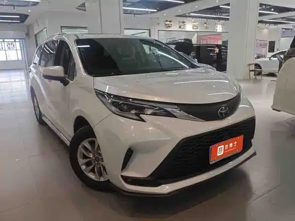 Toyota Granvia 2025