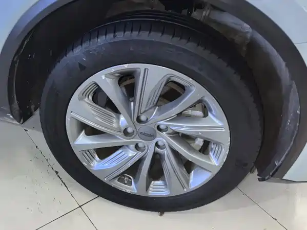 Geely Jiaji 2021