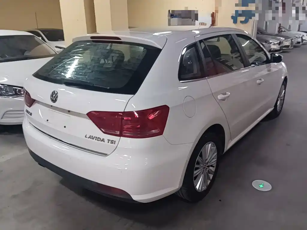 Volkswagen Gran Lavida 2016