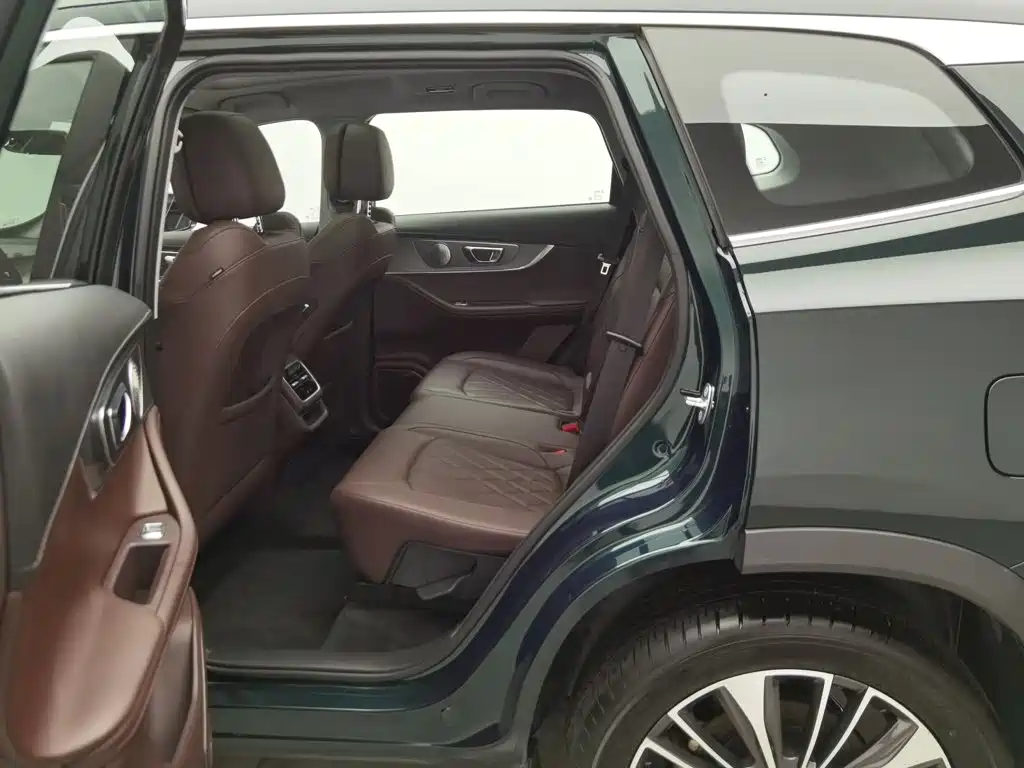 Chery Tiggo 8 PRO 2023 — фото 15