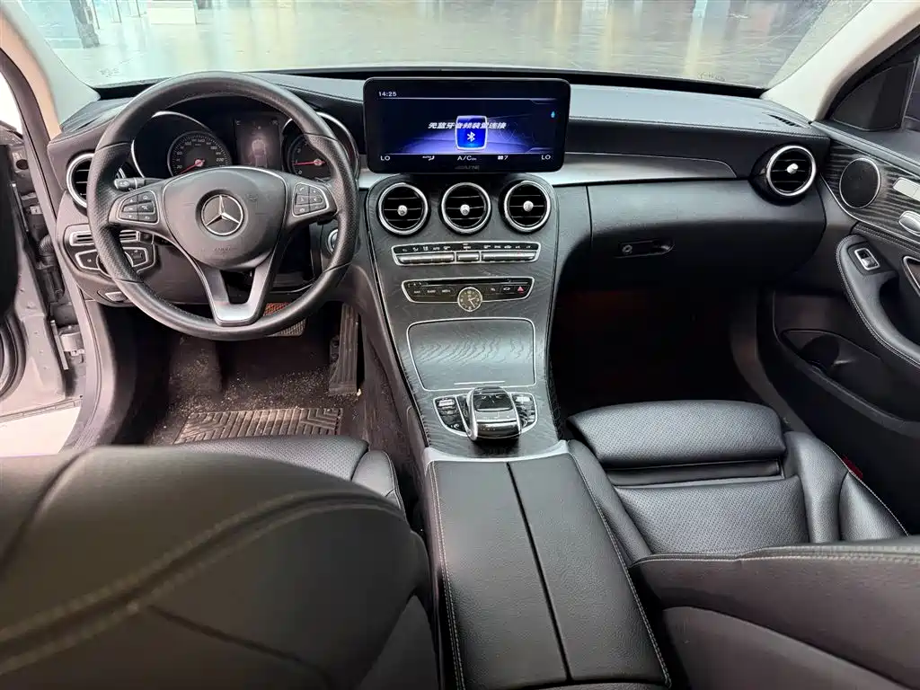 Mercedes-Benz C-Class 2017