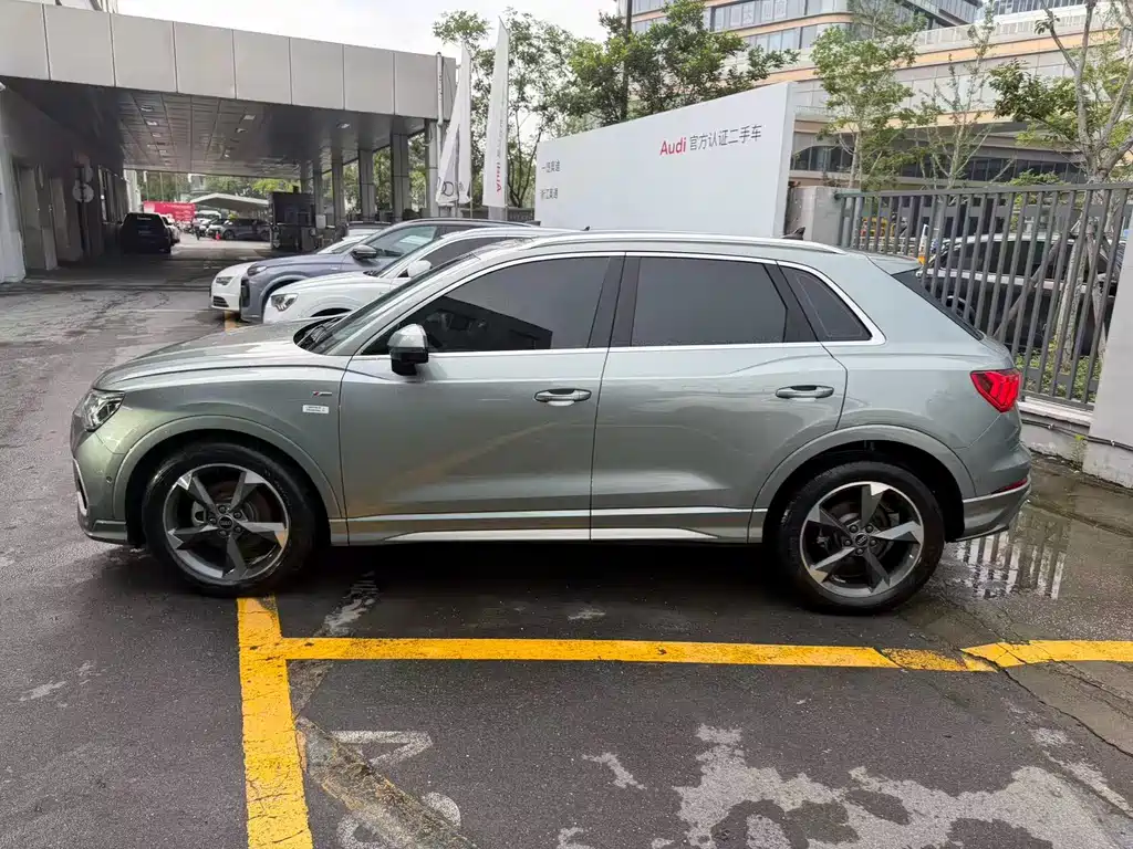 Audi Q3 2022