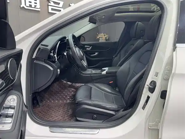 Mercedes-Benz C-Class 2019
