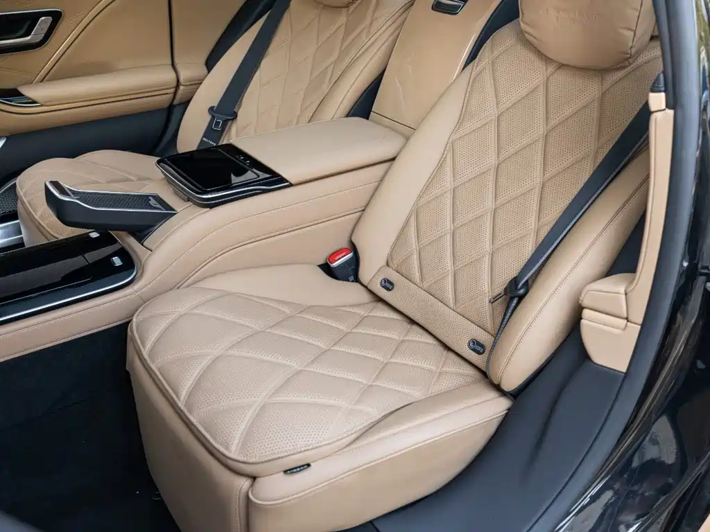 Mercedes-Benz Maybach S-Class 2023 — фото 23