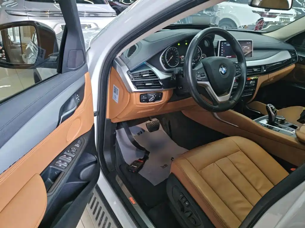 BMW X6 2018 — фото 16