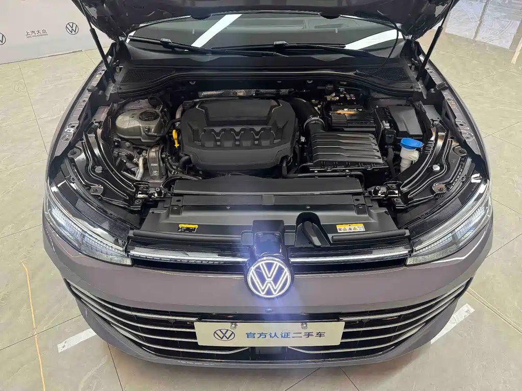 Volkswagen Passat 2024