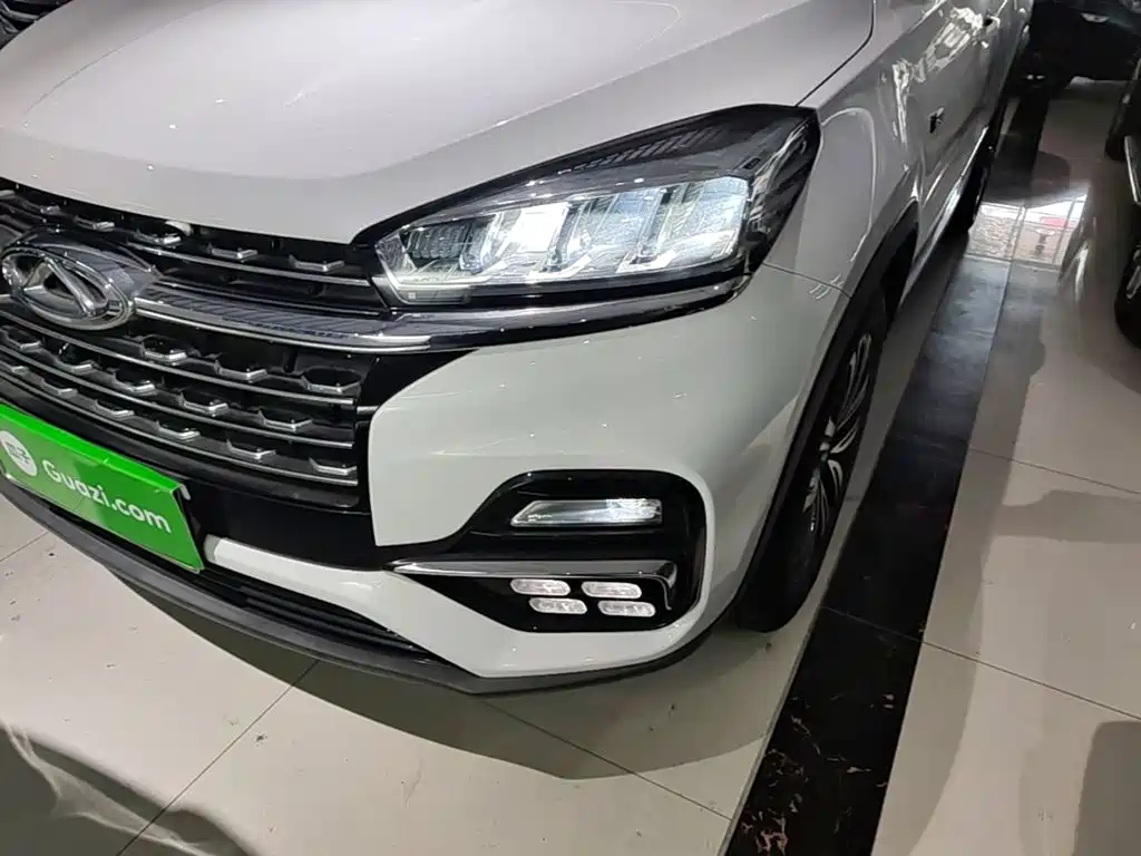 Chery Tiggo 8 2022 — фото 24