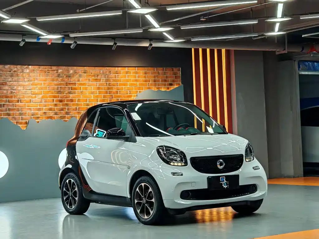 smart fortwo 2016 — фото 3