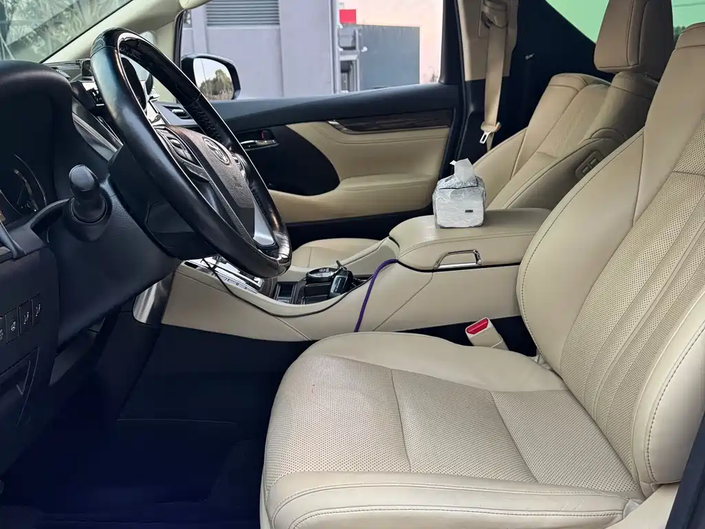 Toyota Alphard 2021 — фото 4