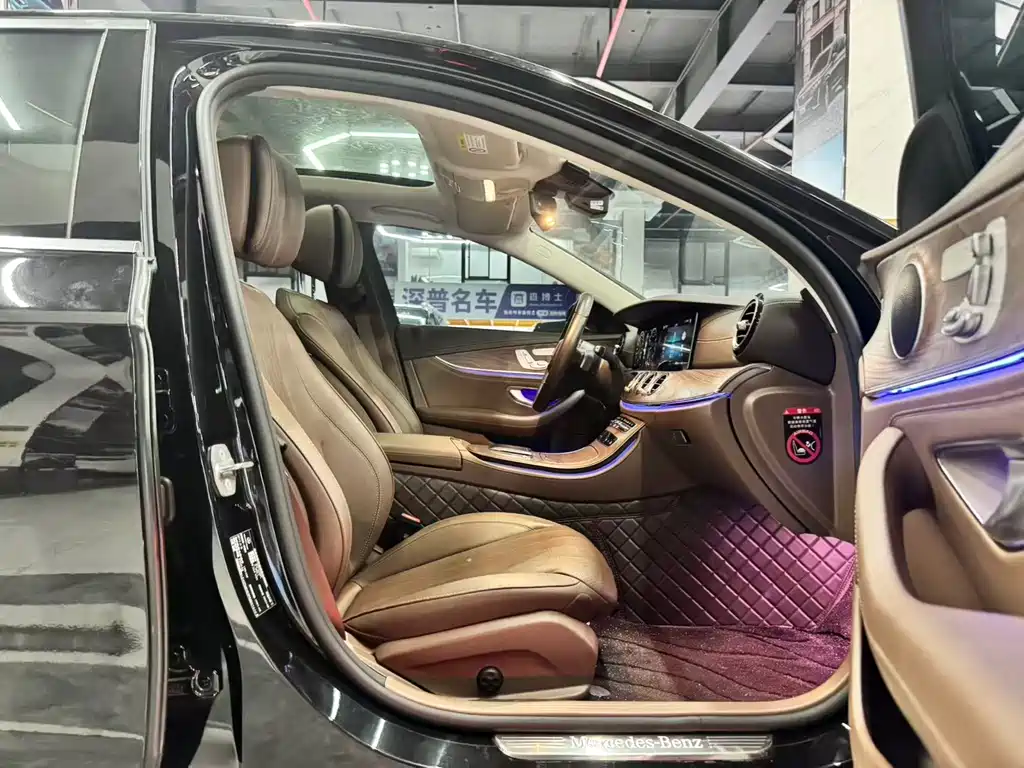 Mercedes-Benz E-Class 2023 — фото 9