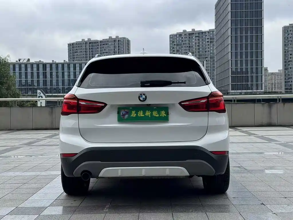 BMW X1 New Energy 2018 — фото 16