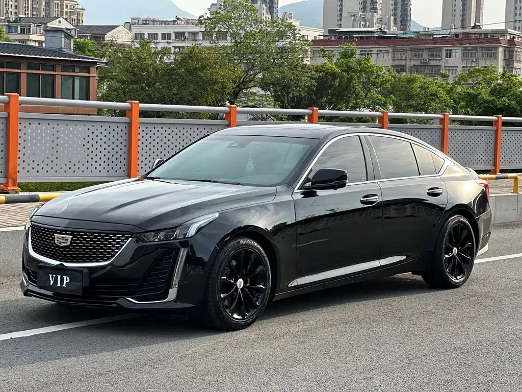 Cadillac CT5 2021 — фото 1