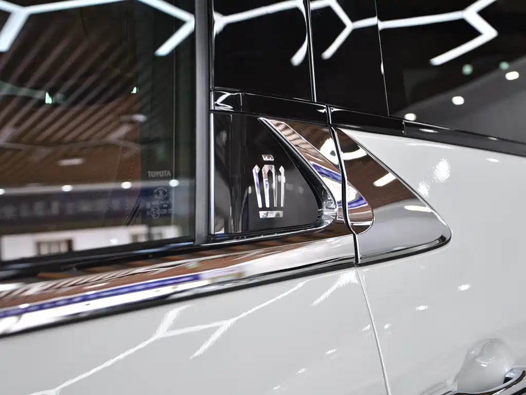 Toyota Wilfa 2023 — фото 17