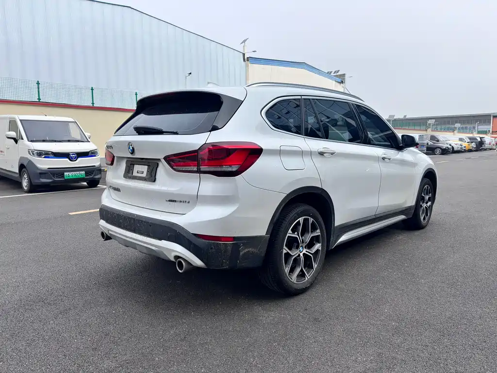 BMW X1 2023 — фото 17