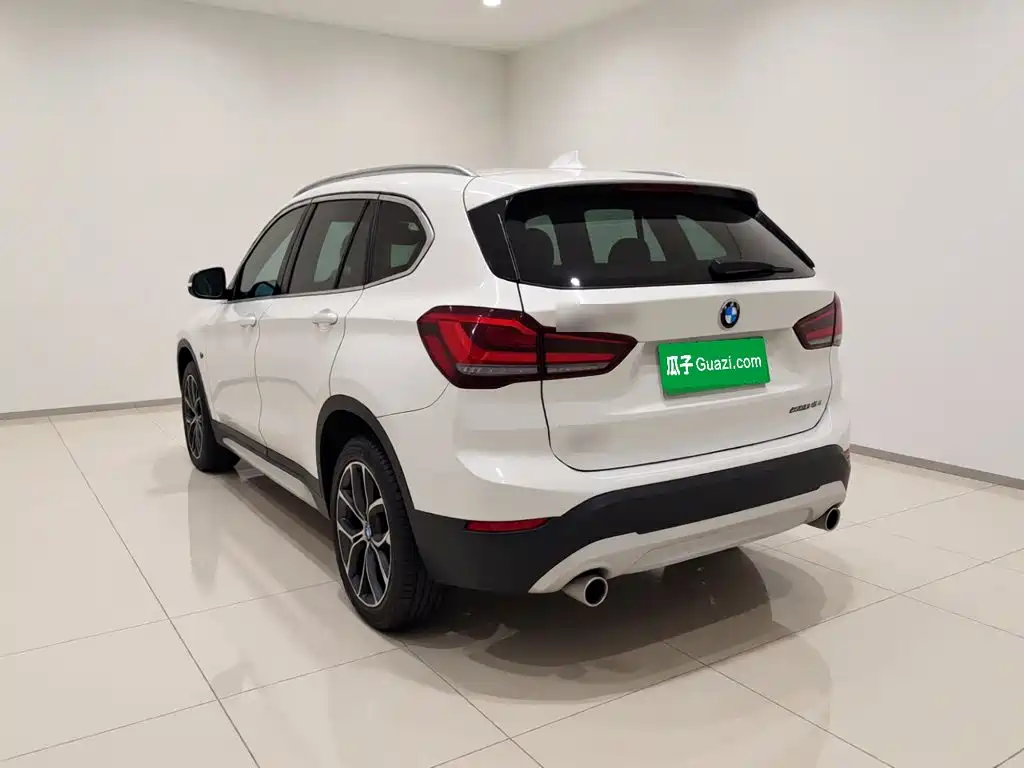 BMW X1 2022 — фото 4
