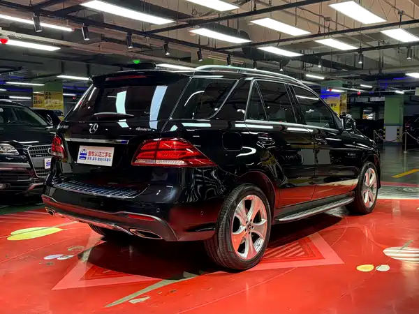 Mercedes-Benz GLE 2018