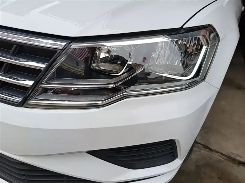 Volkswagen Jetta 2019 — фото 24