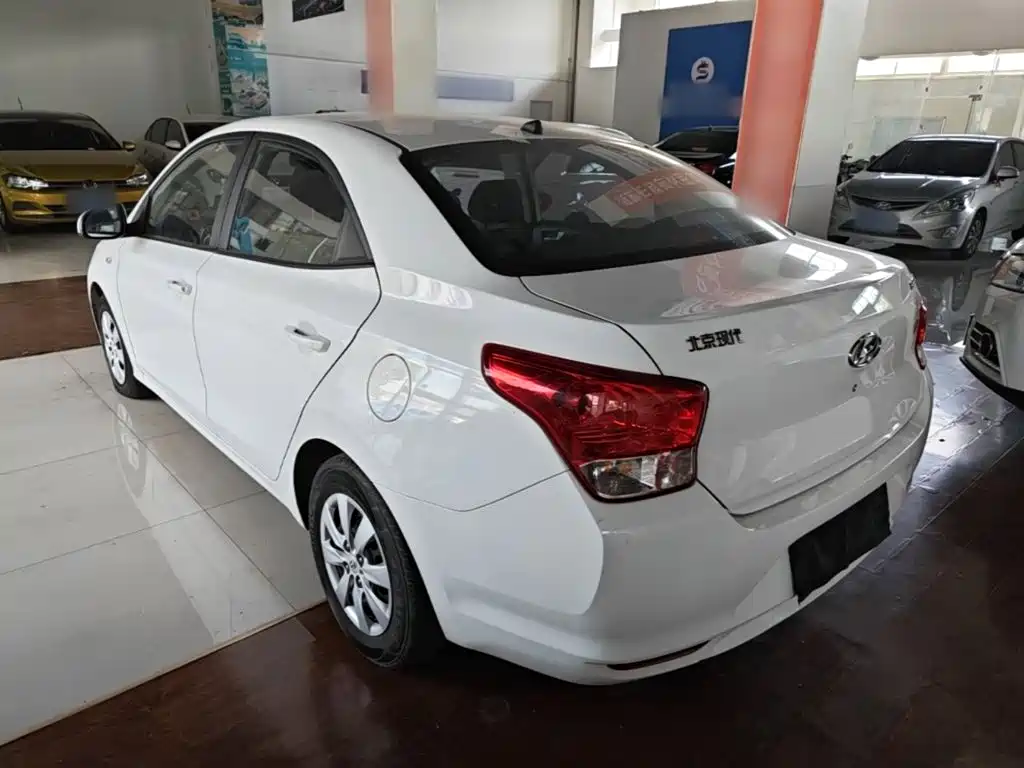Hyundai Accent 2021 — фото 5
