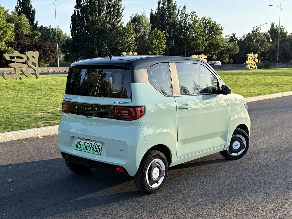 Wuling Hongguang MINIEV 2022