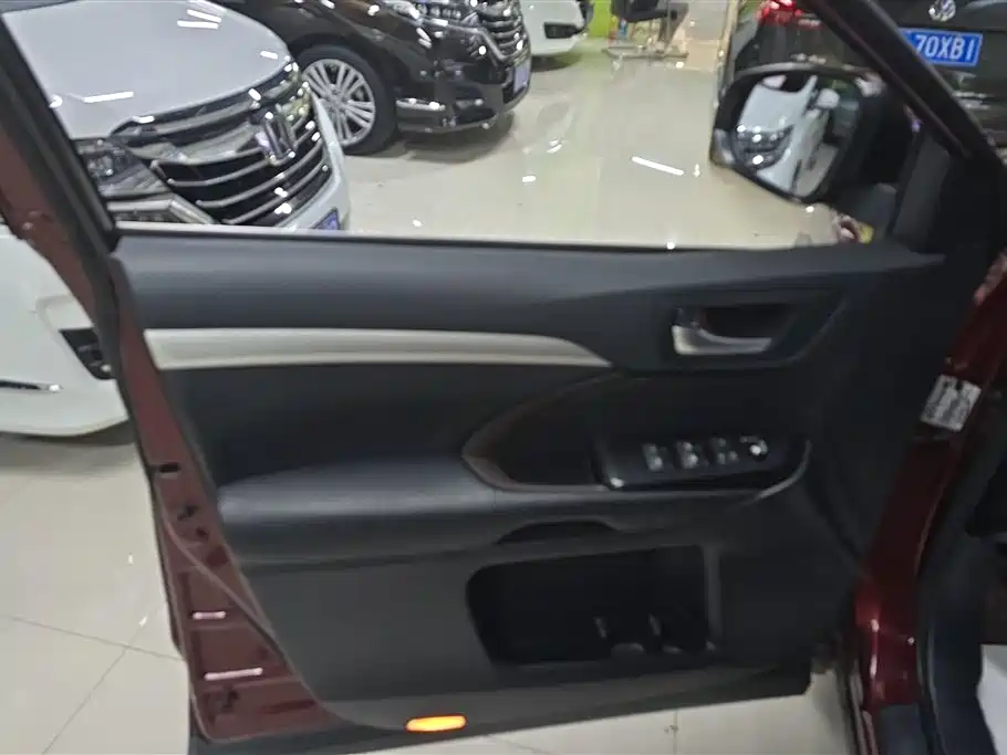 Toyota Highlander 2017