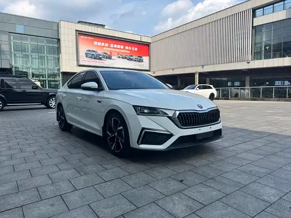 Skoda Octavia 2023