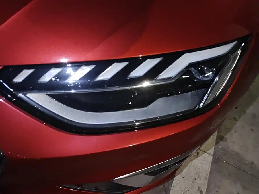 Audi A4L 2021