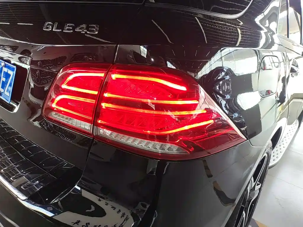 Mercedes-Benz GLE AMG 2018 — фото 8