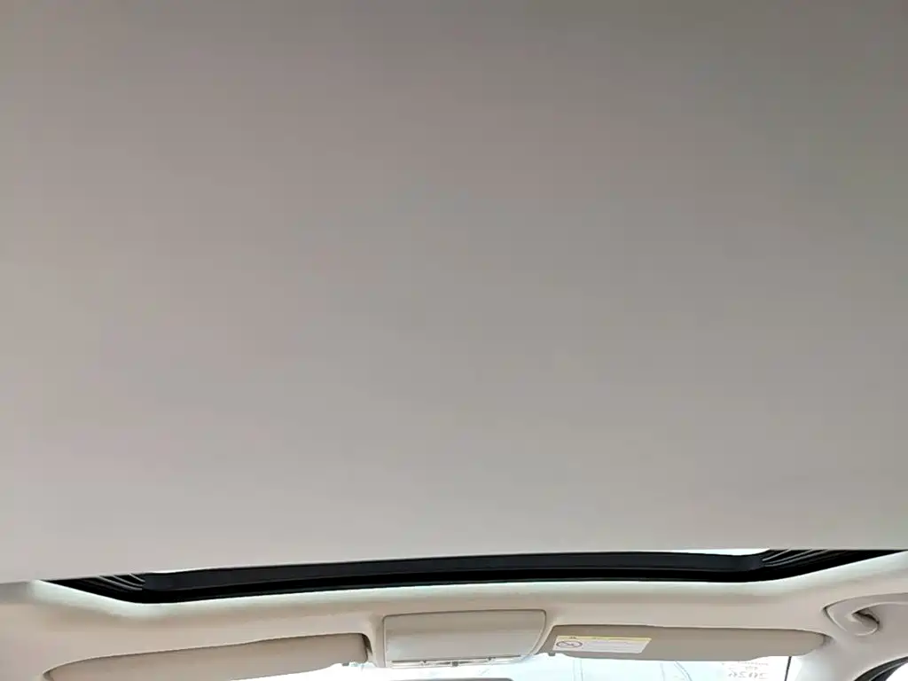 Volkswagen Lavida 2015 — фото 25