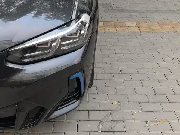 BMW iX3 2022