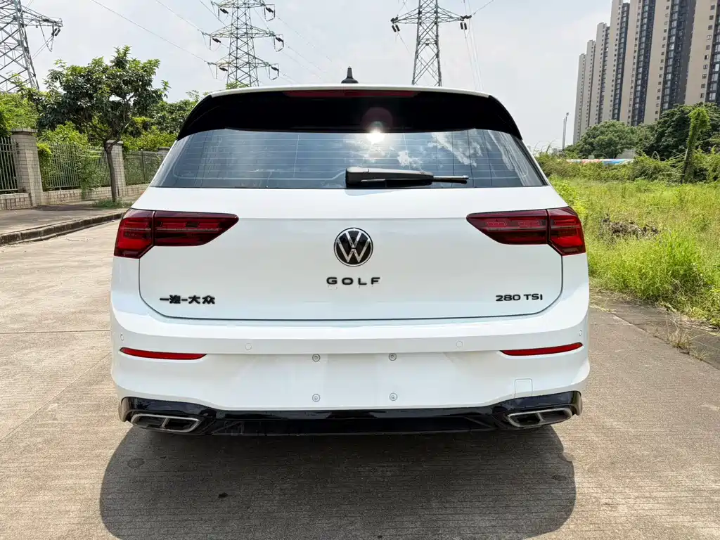 Volkswagen Golf 2022