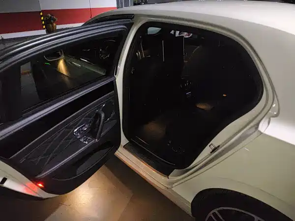 Bentley Flying Spur 2018