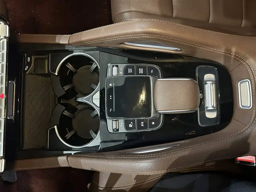 Mercedes-Benz GLS 2024 — фото 10