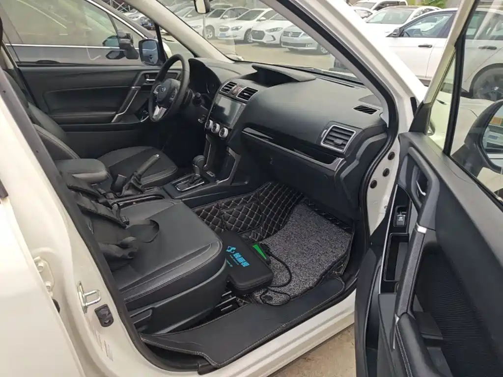 Subaru Forester 2016 — фото 25
