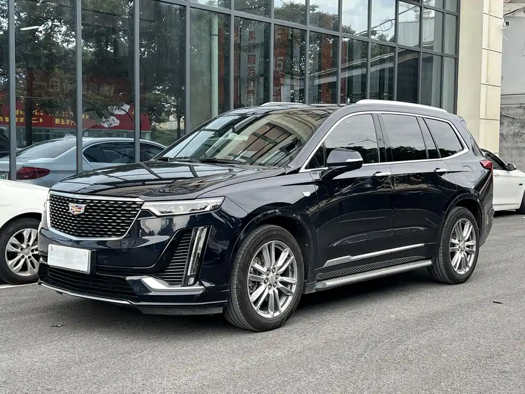Cadillac XT6 2021 — фото 1