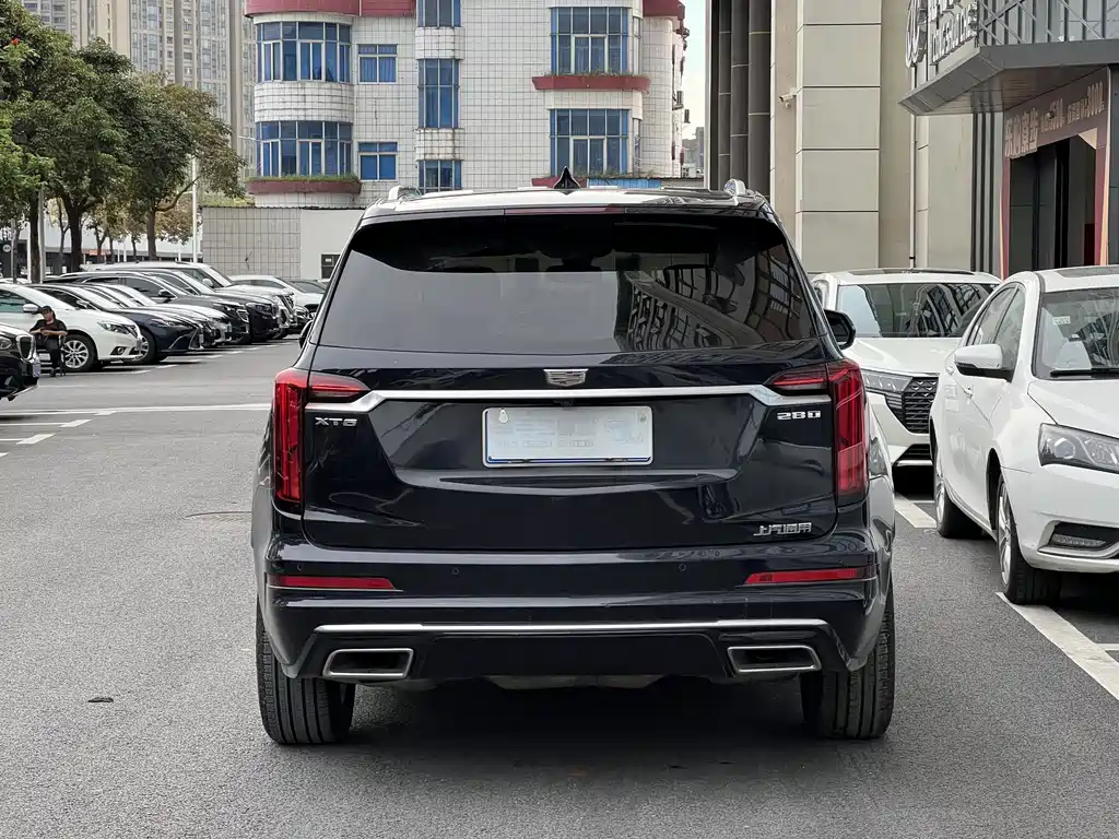 Cadillac XT6 2021 — фото 5