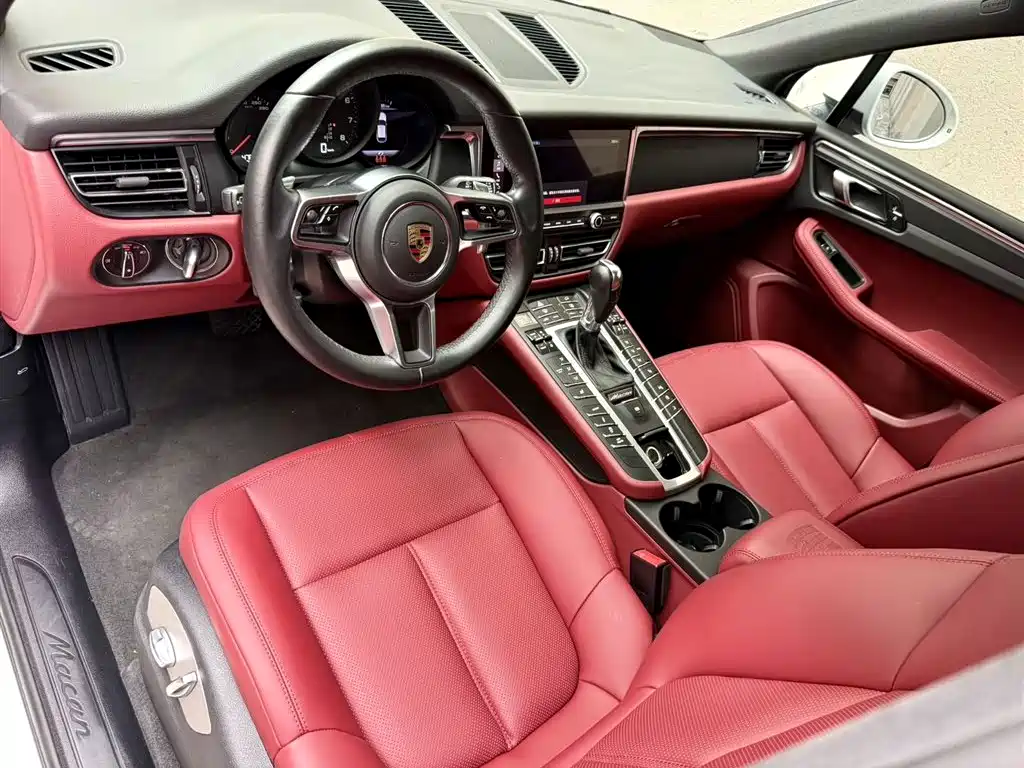 Porsche Macan 2020