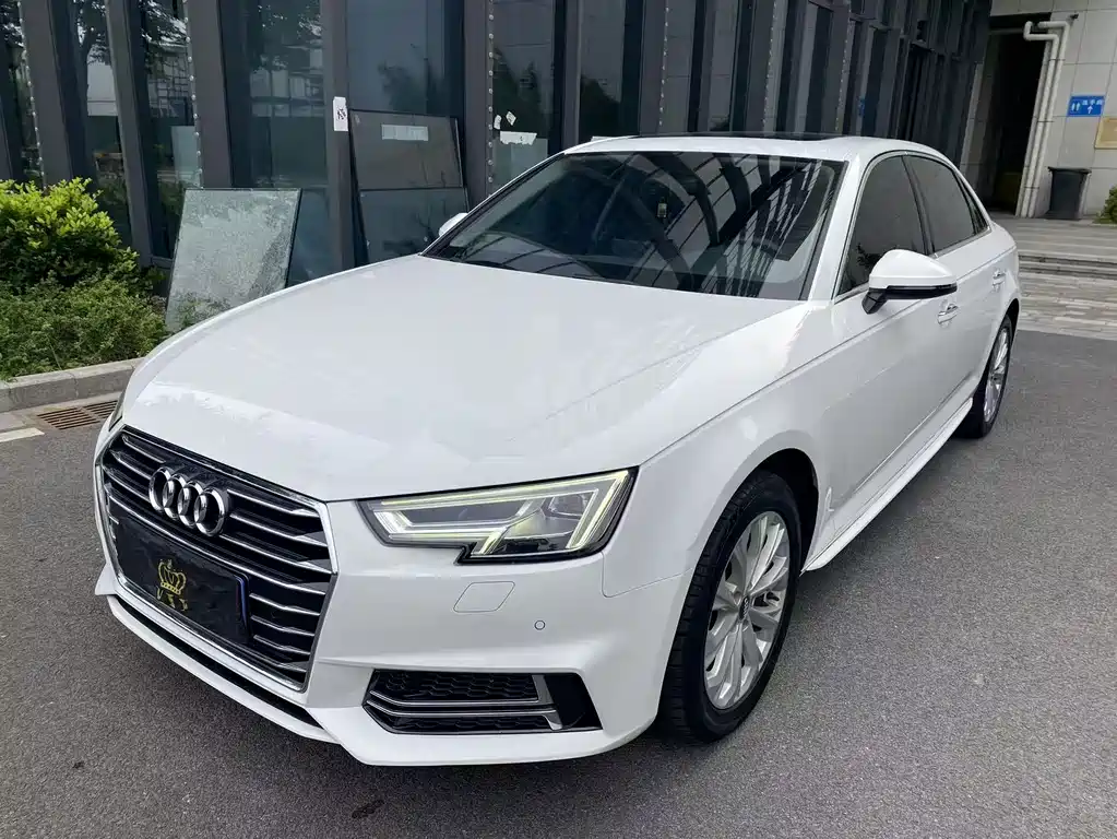 Audi A4L 2019