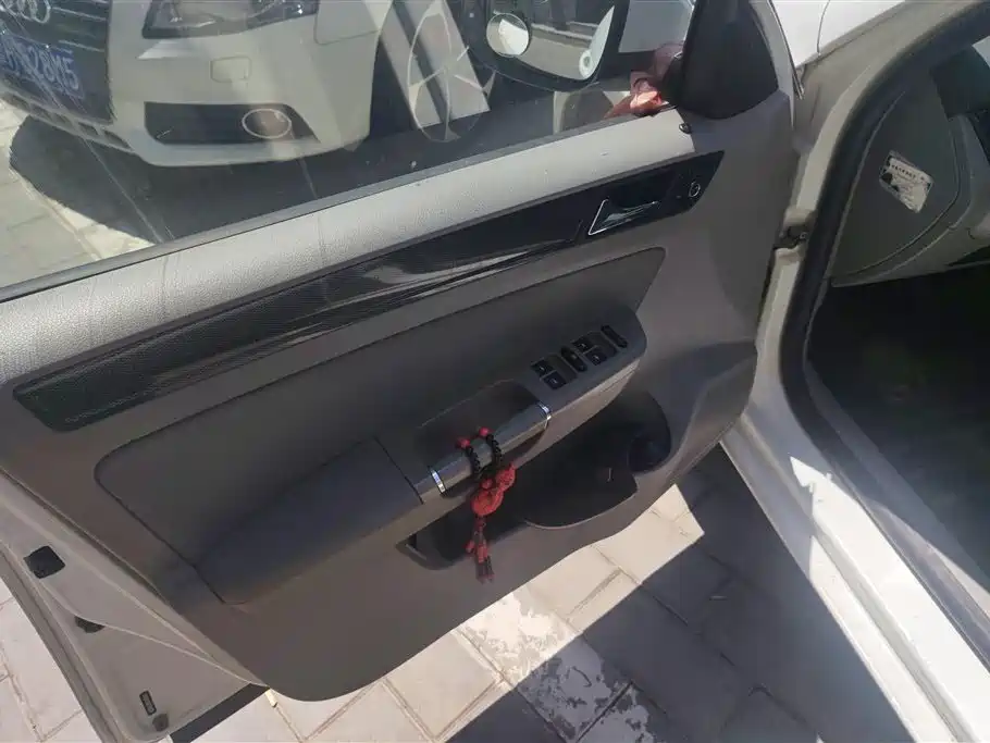 Volkswagen Bora 2015