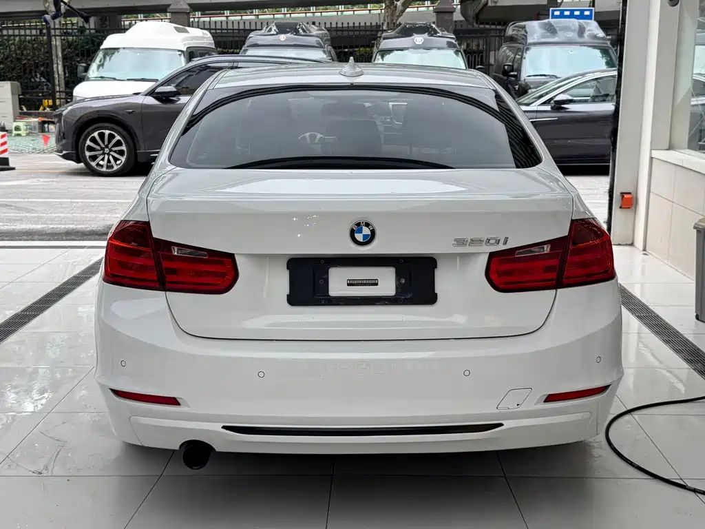 BMW 3 Series 2013