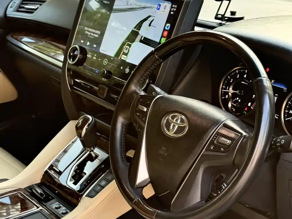 Toyota Alphard 2019 — фото 4