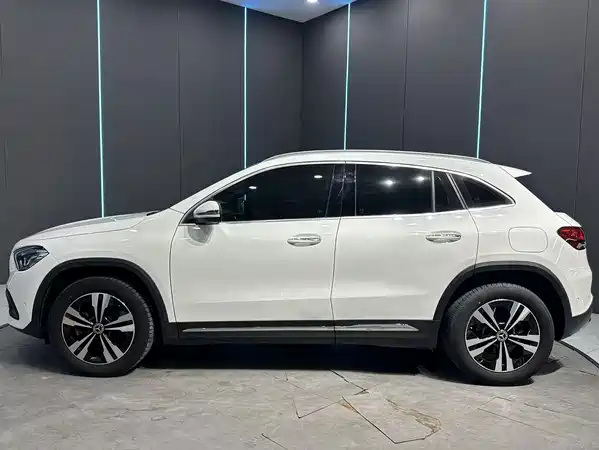 Mercedes-Benz GLA 2022