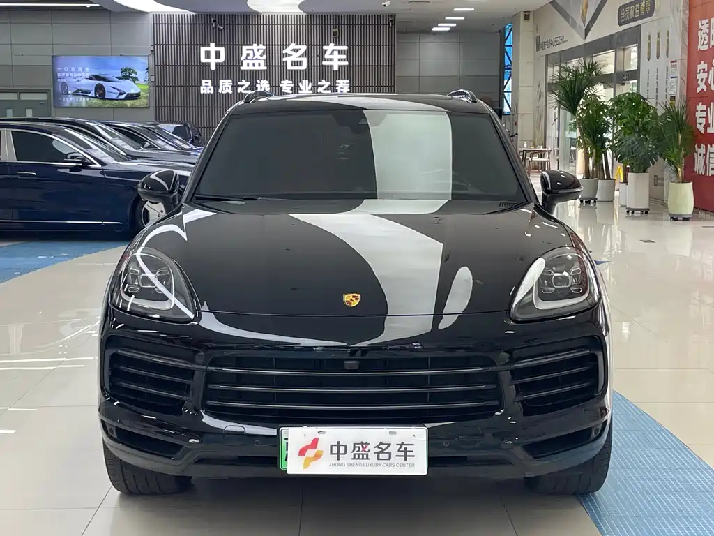 Porsche Cayenne Hybrid 2023 — фото 2